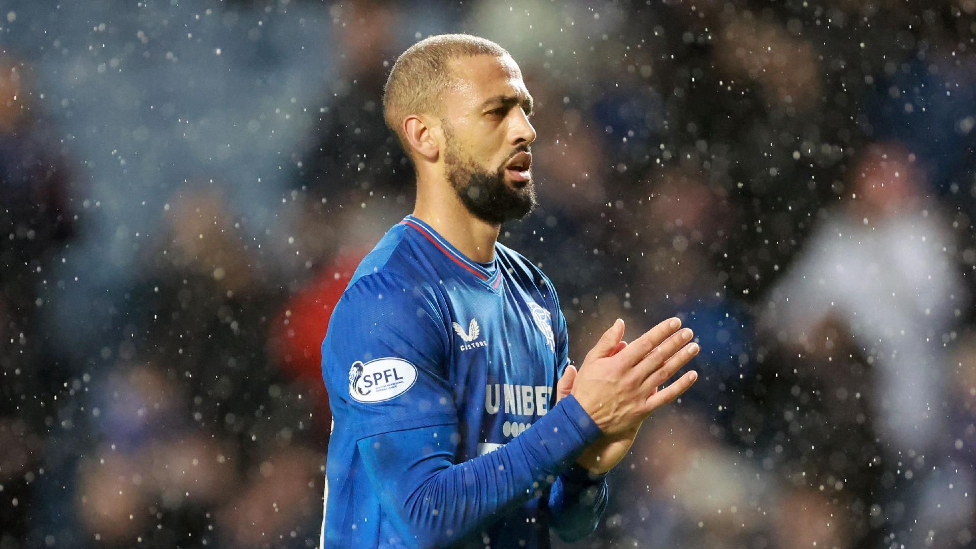 Kemar Roofe's late goal propels Rangers into Europa League knockout stages