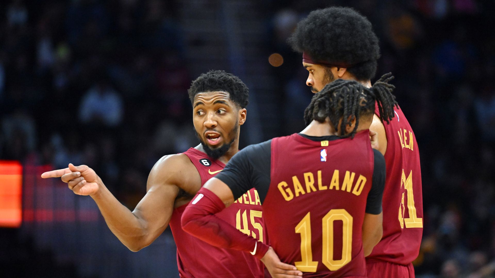 Cleveland Cavaliers show off top-five offense and defense against the Atlanta Hawks