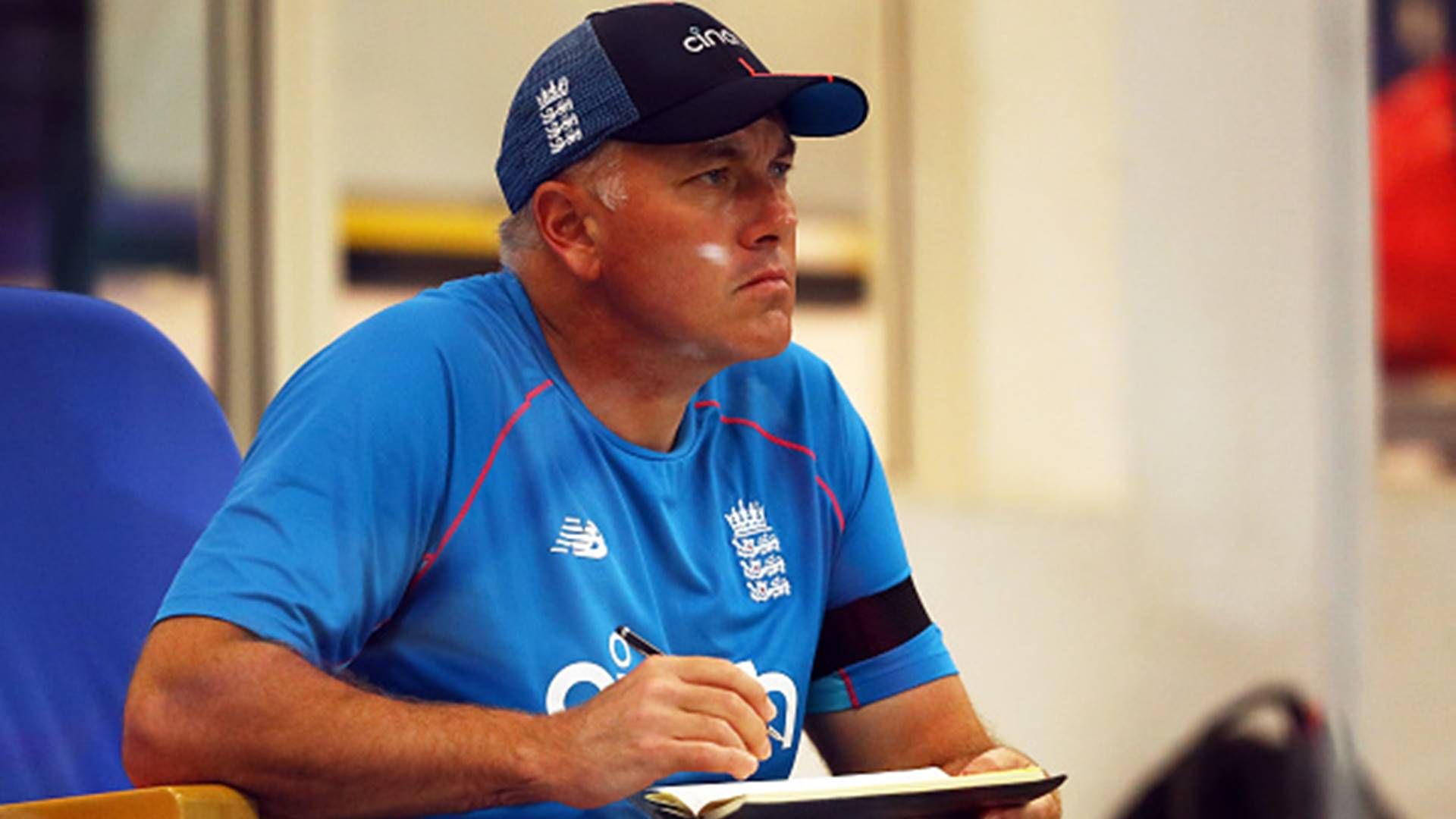 England head coach Chris Silverwood steps down after Ashes humiliation