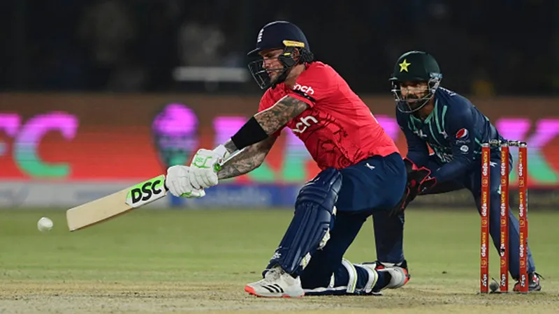alex hales makes roaring comeback to england's top-order with 53-run knock, pakistan lose historic t20i