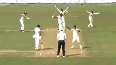 Ind 'A' vs Ban 'A', 1st Day : सौरभ कुमार की घातक फिरकी से 112 रनों पर सिमटा बांग्लादेश, भारत ने कसा शिकंजा 