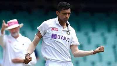 Ind 'A' vs Ban 'A' : नवदीप सैनी, यादव और सौरभ की फिफ्टी से बैकफुट पर बांग्लादेश, जीत से 8 विकेट दूर भारत 