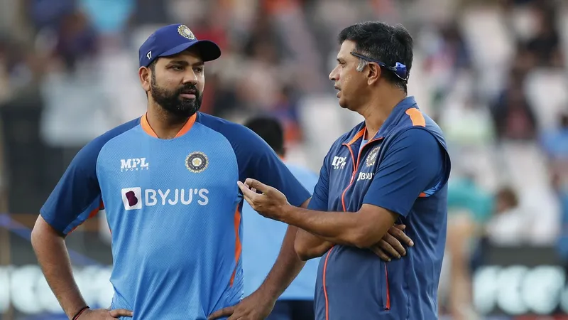 रोहित के बाद कप्तान कौन, पंत के अलावा कौनसा कीपर? सेलेक्शन पैनल के दावेदारों से पूछे गए ये सवाल रोहित के बाद कप्तान कौन, पंत के अलावा कौनसा कीपर? सेलेक्शन पैनल के दावेदारों से पूछे गए ये सवाल