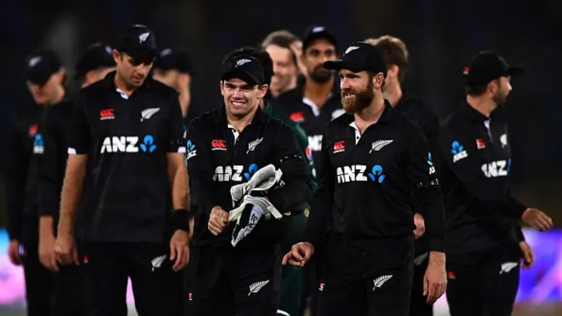 pakvsnz: डेवॉन कॉन्वे के शतक के आगे झुका पाकिस्तान, न्यूजीलैंड दूसरे वनडे में शान से जीता