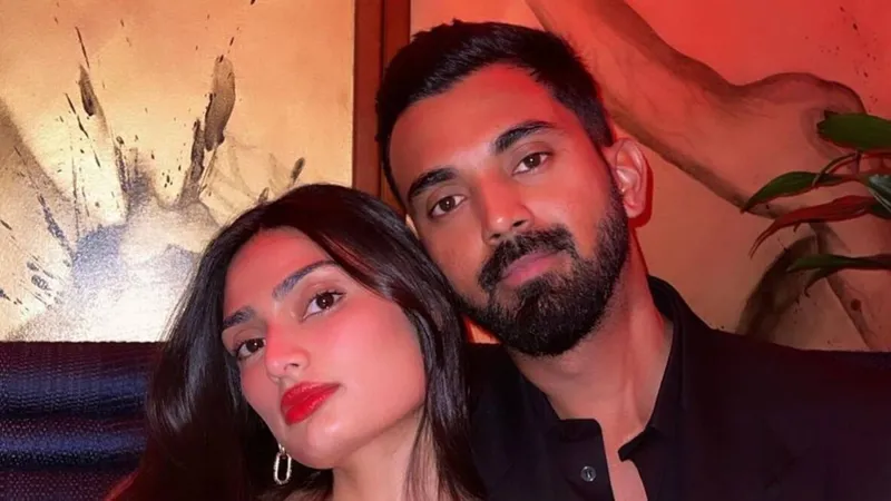 केएल राहुल अथिया शेट्टी शादी के बंधन में बंधे, 'जहान' में लिए फेरे, ये सितारे रहे मौजूद केएल राहुल अथिया शेट्टी शादी के बंधन में बंधे, 'जहान' में लिए फेरे, ये सितारे रहे मौजूद