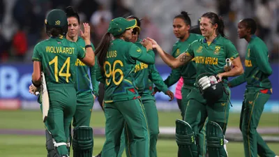 women's t20 wc : बांग्लादेश को 10 विकेट से रौंदकर सेमीफाइनल में पहुंची साउथ अफ्रीका