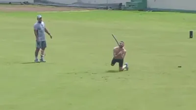 इंग्लिश खिलाड़ी की अजीबोगरीब प्रैक्टिस, कपड़े उतारकर फेंके और कैच लपकने को भागा, देखिए Video