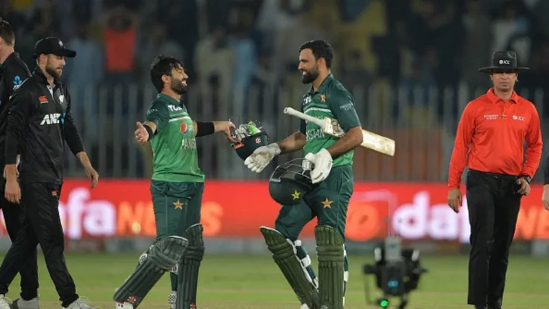 pak vs nz:  लगातार तीन शतक ठोक पाकिस्तान के बल्लेबाज की तबाही, 673 रन वाले मुकाबले में पाकिस्तान ने 7 विकेट से मारी बाजी