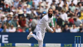  moeen ali : संन्यास से 2 साल बाद की टेस्ट में वापसी, ऑस्ट्रेलिया के सामने कर बैठे बड़ी गलती, icc ने मोईन अली को दी कड़ी सजा 