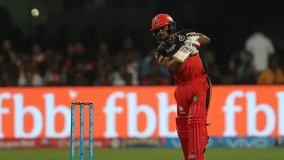 Kedar Jadhav : RCB के बल्लेबाज का बवाल,11 चौके व तीन छक्के से ठोके 85 रन, टीम को दिलाई 26 रनों से जीत - kedar jadhav : rcb के बल्लेबाज का बवाल,11 चौके व तीन छक्के से ठोके 85 रन, टीम को दिलाई 26 रनों से जीत