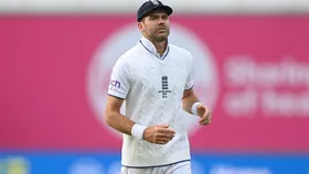 James Anderson: एजबेस्टन टेस्ट में 1 विकेट मिलने पर जेम्स एंडरसन ने पिच पर ठीकरा फोड़ा, बोले- ऐसा ही रहा तो मेरा हो गया