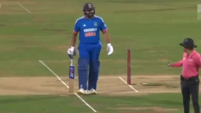 IND vs AFG, Video: अरे वीरू इतना बड़ा बैट लगा है भाई, एक तो इधर 2 जीरो हो गए हैं...रोहित शर्मा का ये Video नहीं देखा तो क्या देखा? - अरे वीरू इतना बड़ा बैट लगा है भाई, एक तो इधर 2 जीरो हो गए हैं...Rohit Sharma का ये Video नहीं देखा तो क्या देखा?