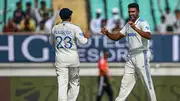 India's star spinners Kuldeep Yadav (left) and R Ashwin in this frame. (Getty)