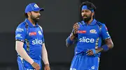 Rohit Sharma and Hardik Pandya during Mumbai Indians' clash against Gujarat Titans (Getty Images)