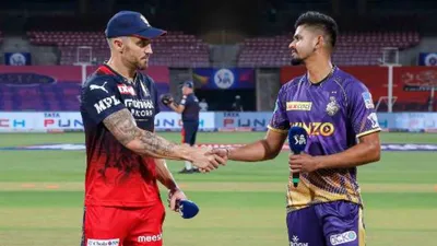 IPL 2024, RCB vs KKR : केकेआर ने जीता टॉस, आईपीएल डेब्यू करेगा 18 साल का ये धुरंधर, जानें दोनों टीमों की Playing XI  - KKR won toss Angkrish Raghuvanshi debut in ipl 2024 against rcb know playing xi