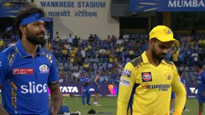 MI vs CSK, Hardik Pandya : हार्दिक पंड्या के मैदान में आते ही फैंस ने फिर उन्हें चिढ़ाया, विराट कोहली के मना करने के बावजूद हुआ ऐसा, देखें Video   - Hardik Pandya Booing agains by fans despite virat kohli told not to do watch video mi vs csk ipl 2024