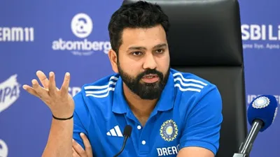 Will Rohit Sharma bowl in T20WC There is not a single off spinner in the team journalists stunned after hearing the hitmans answer VIDEO