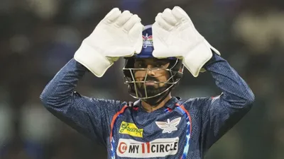 KL Rahul helpless after loss against sunrisers hyderabad by 10 wickets in ipl 2024