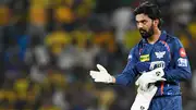 KL Rahul adjusting the field (Getty Images)