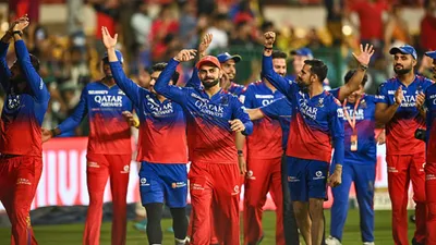 RCB की जीत के बाद फैंस का सड़क पर हुड़दंग, महिलाओं से की बदतमीजी, जोखिम में डाली जान, Video - IPL 2024 csk Female Fan Alleges Abuse By RCB fans outside Chinnaswamy video 