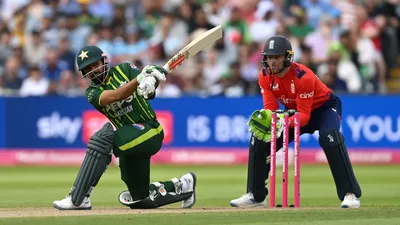 IPL 2024 पर कमेंट कर दिग्‍गज ने उड़ाया बाबर आजम की सेना का मजाक, कहा- पाकिस्‍तान के खिलाफ खेलने से अच्‍छा तो इंग्लिश खिलाड़ी आईपीएल खेलते