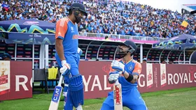 T20 World Cup 202 में आयरलैंड के खिलाफ पहले मैच के दौरान रोहित शर्मा और विराट कोहली