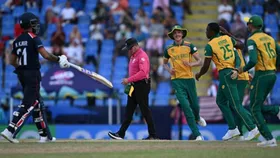 USA vs SA मैच के दौरान विकेट लेने के बाद जश्न मनाते कगिसो रबाडा 