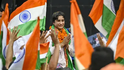 'It is not easy to leave sports...': Vinesh Phogat indicates U-turn from wrestling retirement