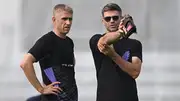 Olly Stone and James Anderson during a training session (Getty Images)