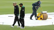 Former Australia captain Meg Lanning with former Victoria women's team head coach Dulip Samaraweera (File Photo: Getty Images)