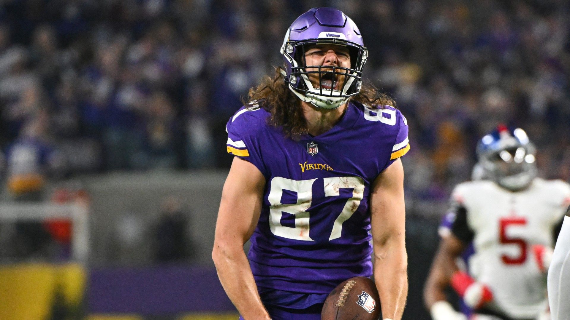 Minnesota Vikings secure Pro Bowl tight end Hockenson for an extended contract